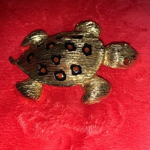 Vintage turtle pin or slide for chain